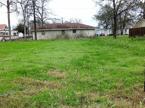 2nd image of 706 Roosevelt #Lot #20