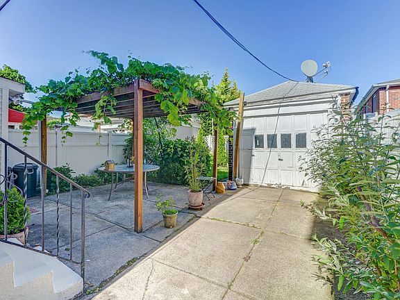 5th image of 19-11 147th St #1