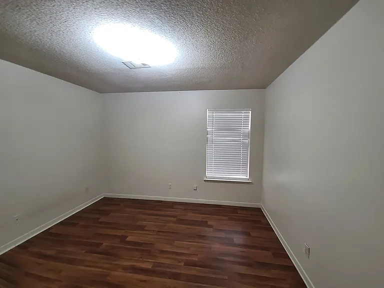 6188 Wooded Way #A — Photo 11