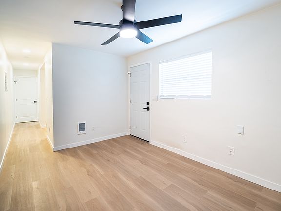 4th image of 3814 Boundary St