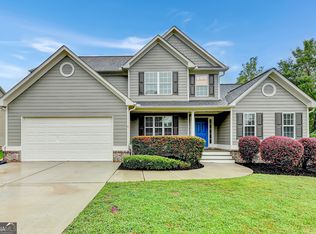 327 Oakland Bay Ct, Loganville, GA 30052