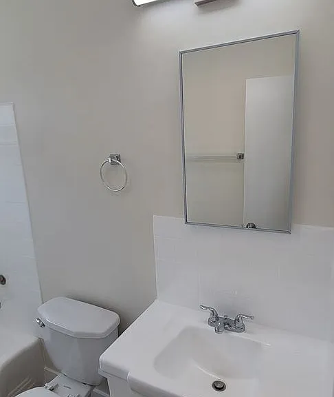1711 Marine Ave — Photo 28