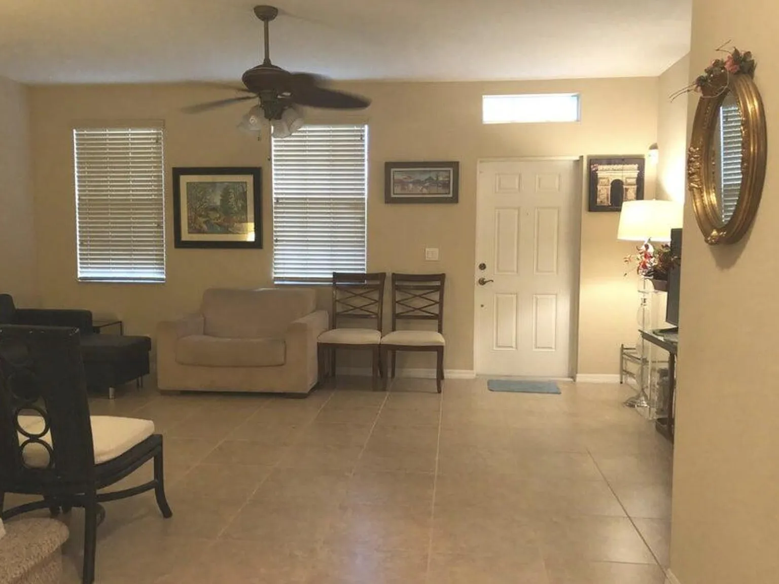3 bed, 2.5 bath, 1378 sqft, $2,175 — Photo 2