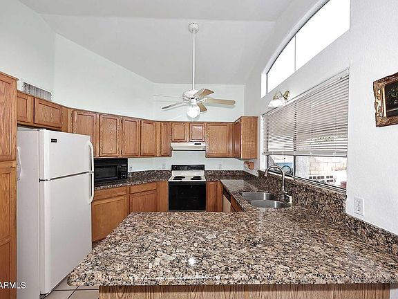 2nd image of 17207 N 46TH Place