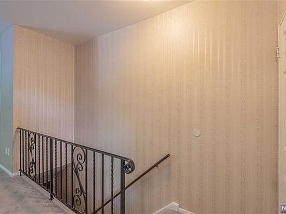 2nd image of 2-31 Virginia Dr Unit B