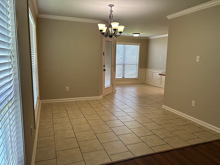 732 Rolling Rock Dr — Photo 8