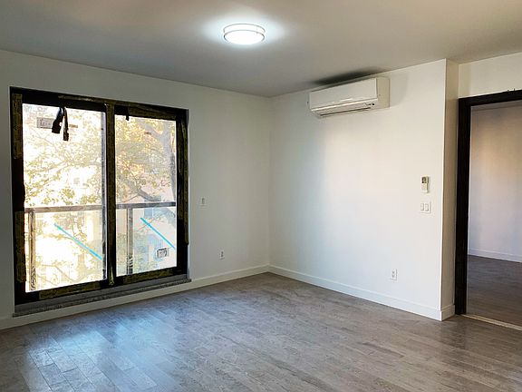 4th image of 950 55th St Floor 3