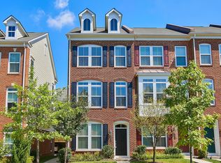 3062 Waterloo Ln, Fairfax, VA 22031