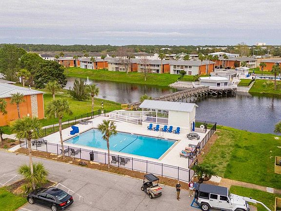 3rd image of 4000 Gulf Terrace Dr Unit 255