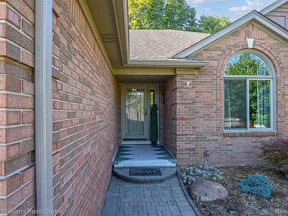 3rd image of 57810 Roman Dr