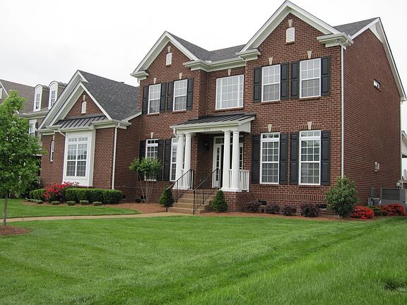 Immaculate Yard and Landscaping from front to back