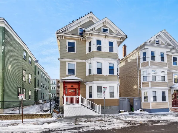 8 Bynner St, Jamaica Plain, MA 02130