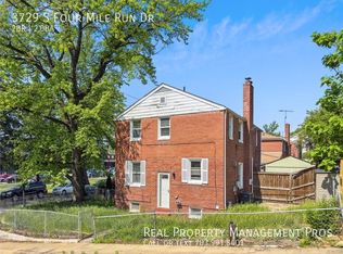 3729 S Four Mile Run Dr, Arlington, VA 22206