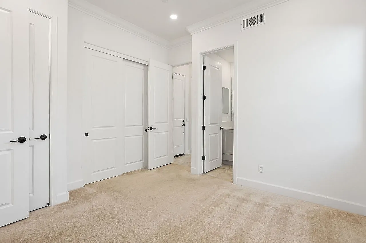 8106 Denali Way — Photo 3