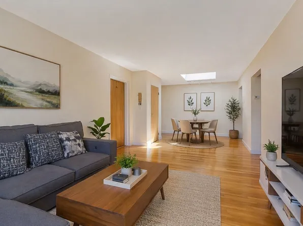 30 Chester St APT 13, Somerville, MA 02144