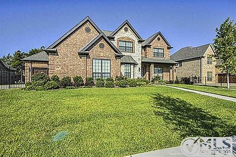 3rd image of 2112 Canyon Park Dr