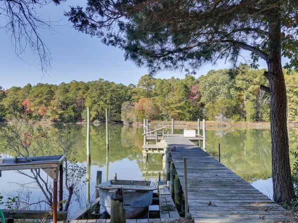 7135 Norbelle Ln, Gloucester, VA 23061