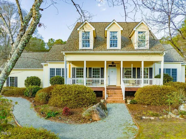 250 Kentview Dr, Pittsboro, NC 27312