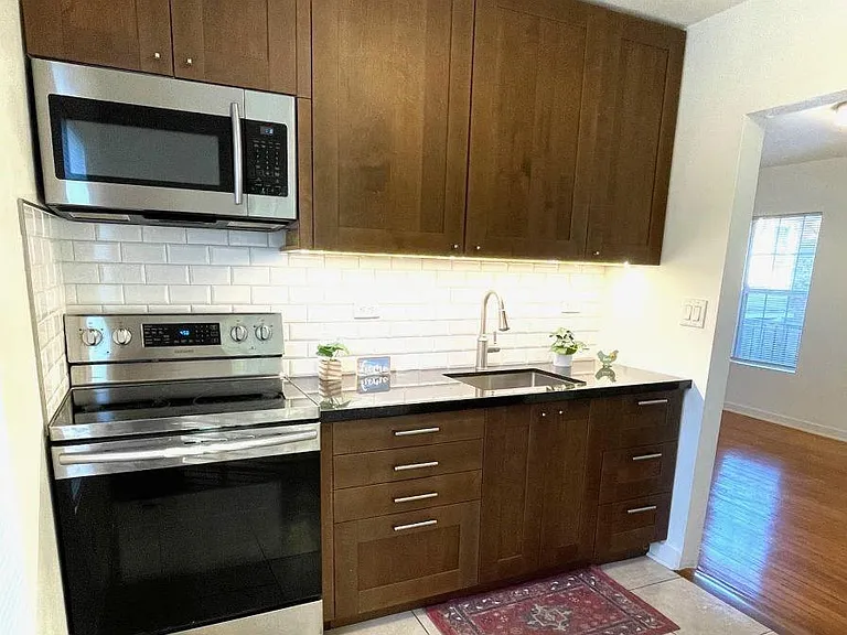 4334 Jefferson St #1/2 — Photo 21