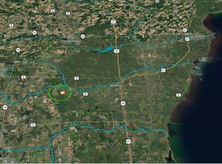 Dumke Ln, Abrams, WI 54101