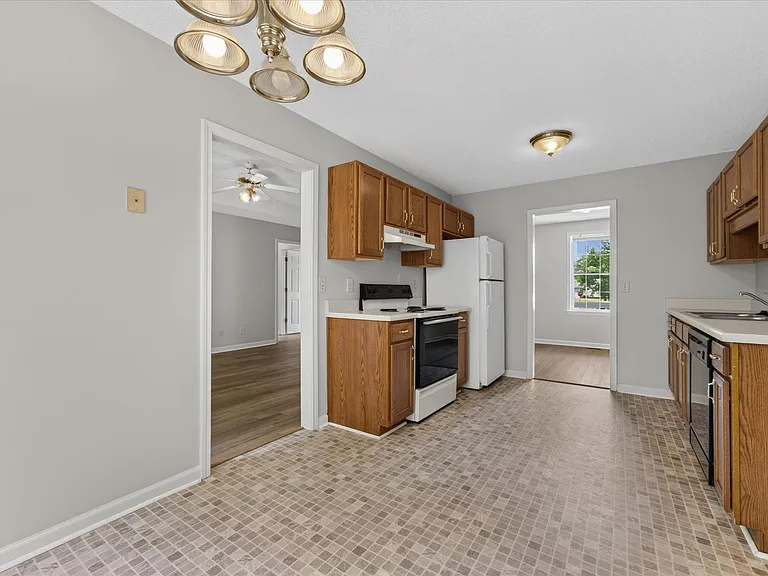 3171 Buckhorn Ct — Photo 17