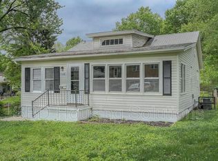 108 N Arlington Ave, Independence, MO 64053