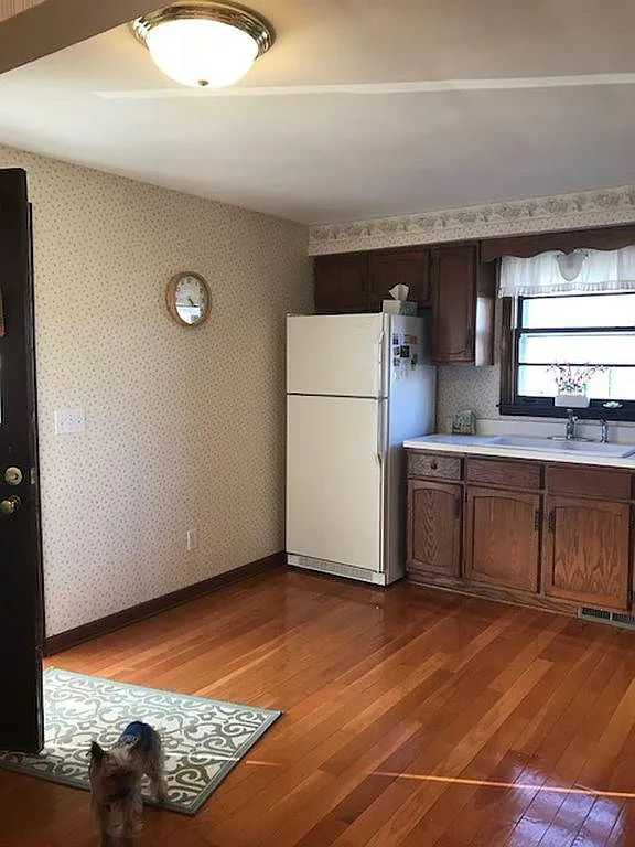 5940 Sheridan Dr — Photo 2