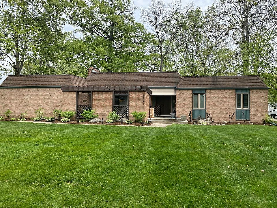 1st image of 32092 Olde Franklin Dr