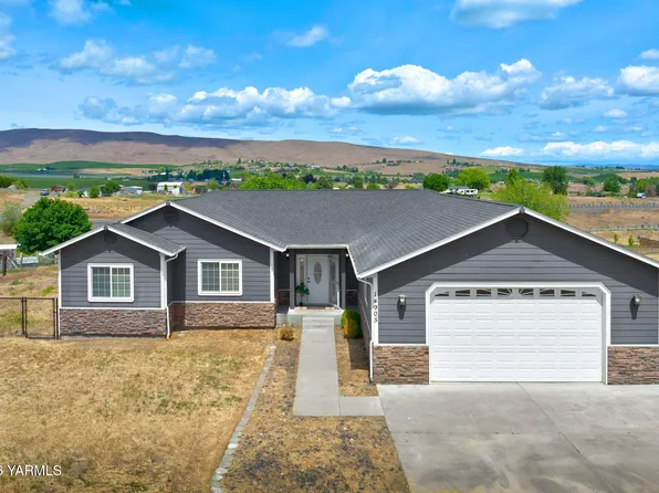 14905 Violet Ct, Yakima, WA 98908