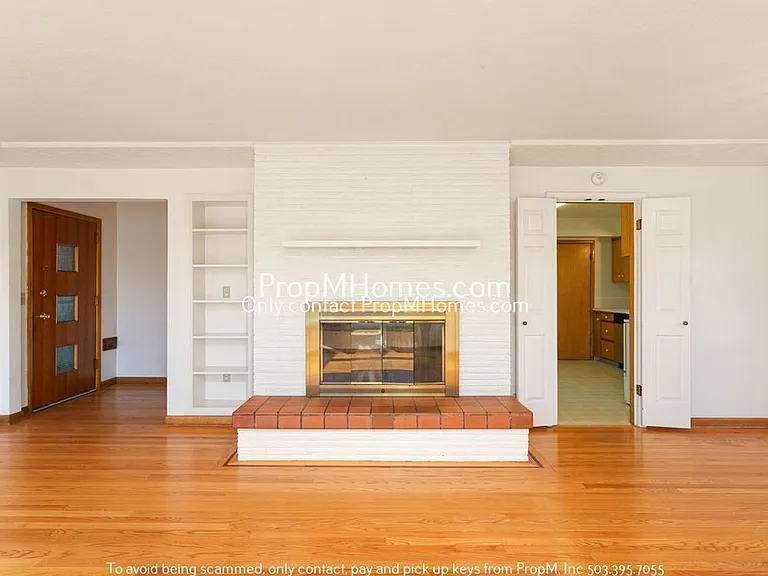 4111 SE Cooper St — Photo 5