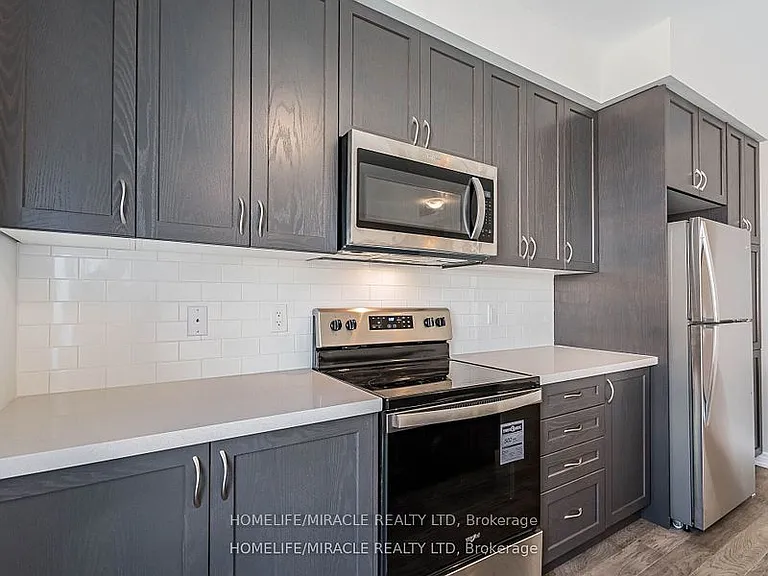 140 Aquasanta Cres — Photo 15