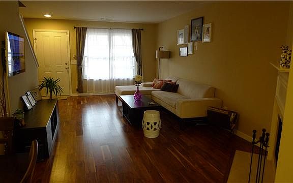 2nd image of 1224 Riverbrook Dr