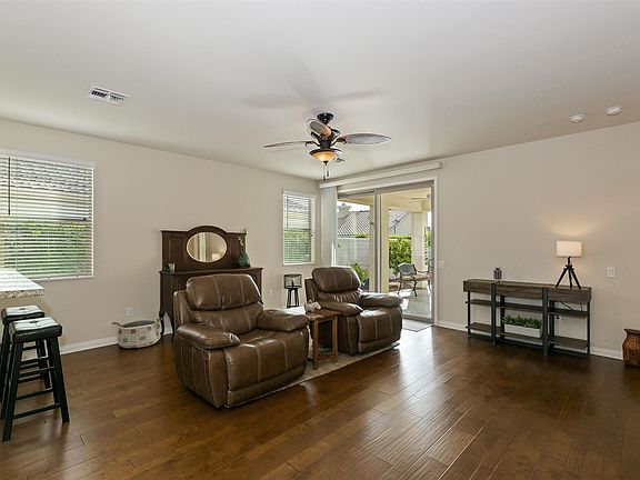 4th image of 80415 Avenida Linda Vis