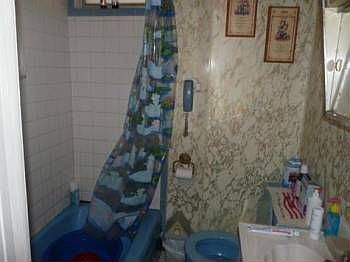 2nd image of 2128 Dorrance St