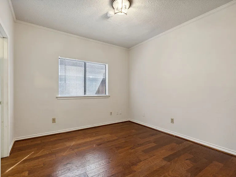 2504 Skipwith Dr — Photo 15