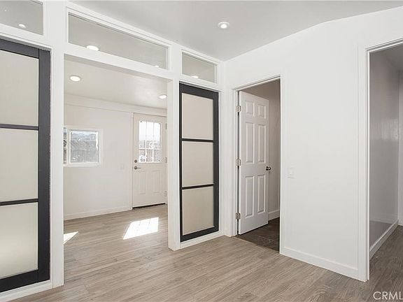 2nd image of 251 Avenida Del Mar #251B