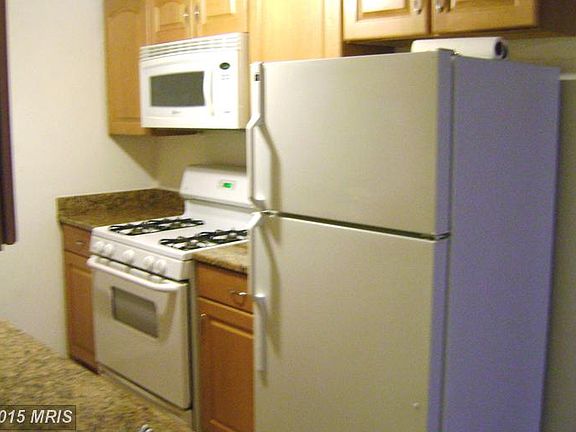 4th image of 14817 Bryan Ct