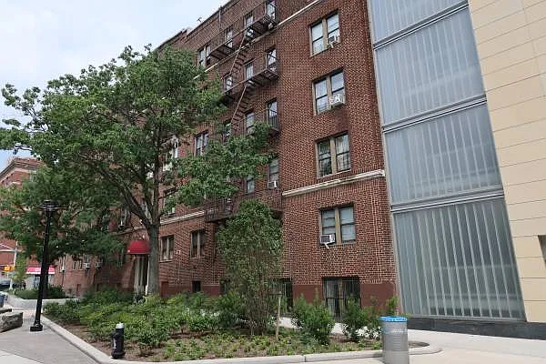 Rented by Atlantic Management Co Inc | media 25