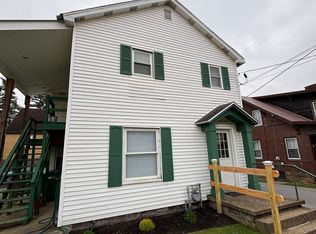 718B E School St #B, Indiana, PA 15701