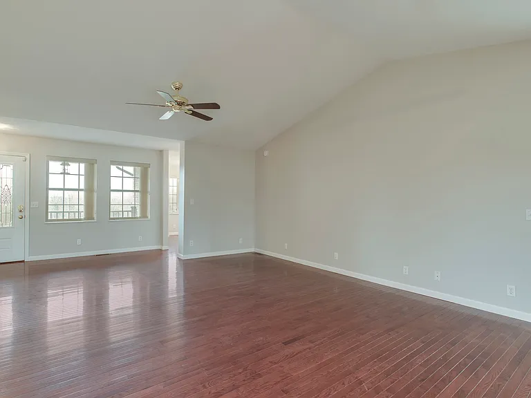 3005 Old Hollow Rd — Photo 5