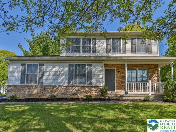 1875 Jenkins Dr, Easton, PA 18040