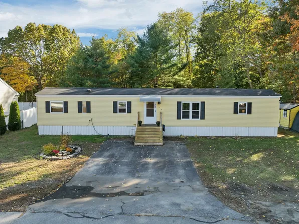 28 Brooks Road Ext #28, Seabrook, NH 03874