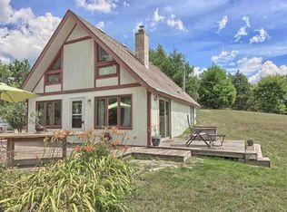 7131 E Hoxie Rd, Cedar, MI 49621