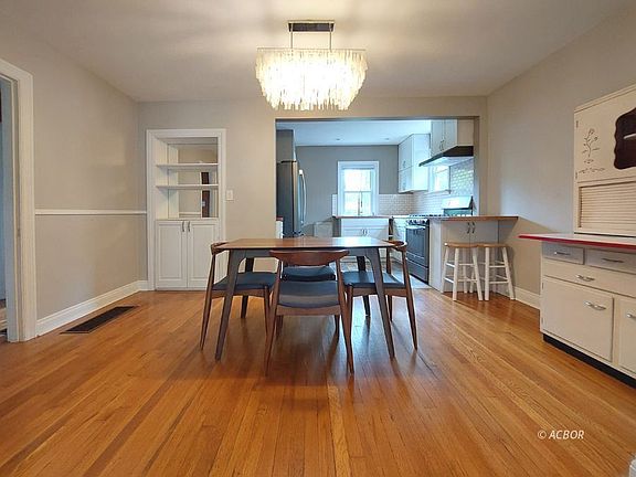 4th image of 11 Avon Pl
