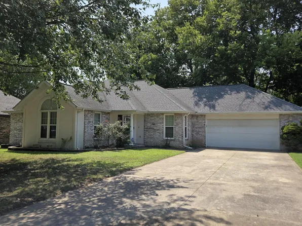 4719 S Clifton Court, Springfield, MO 65810