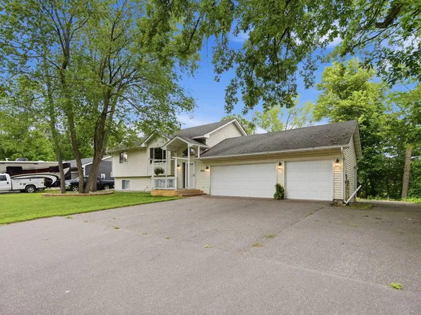 23131 Butterfield Dr NW, Saint Francis, MN 55070