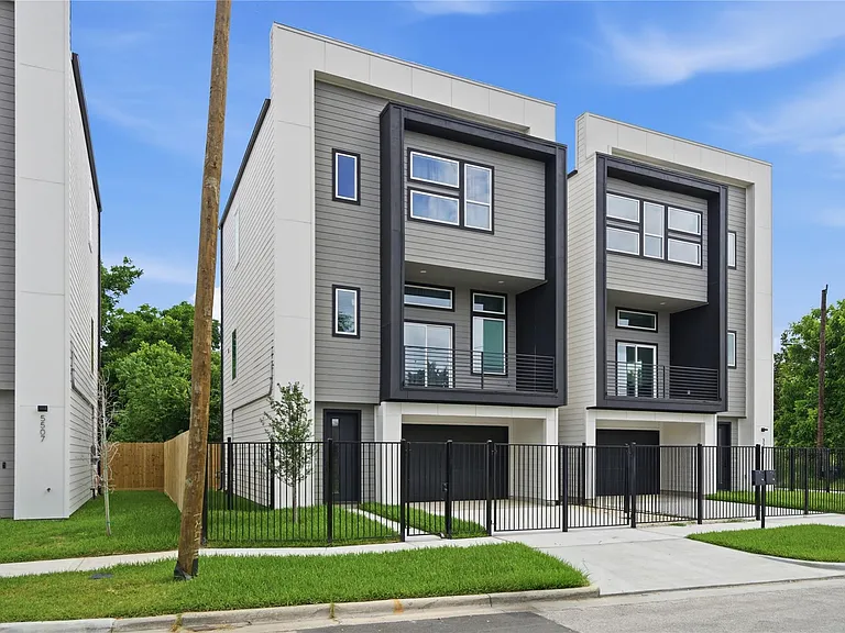 5509 Hershe St — Photo 2