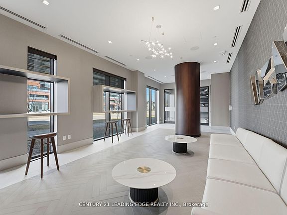 2nd image of 2550 Simcoe St N #2516