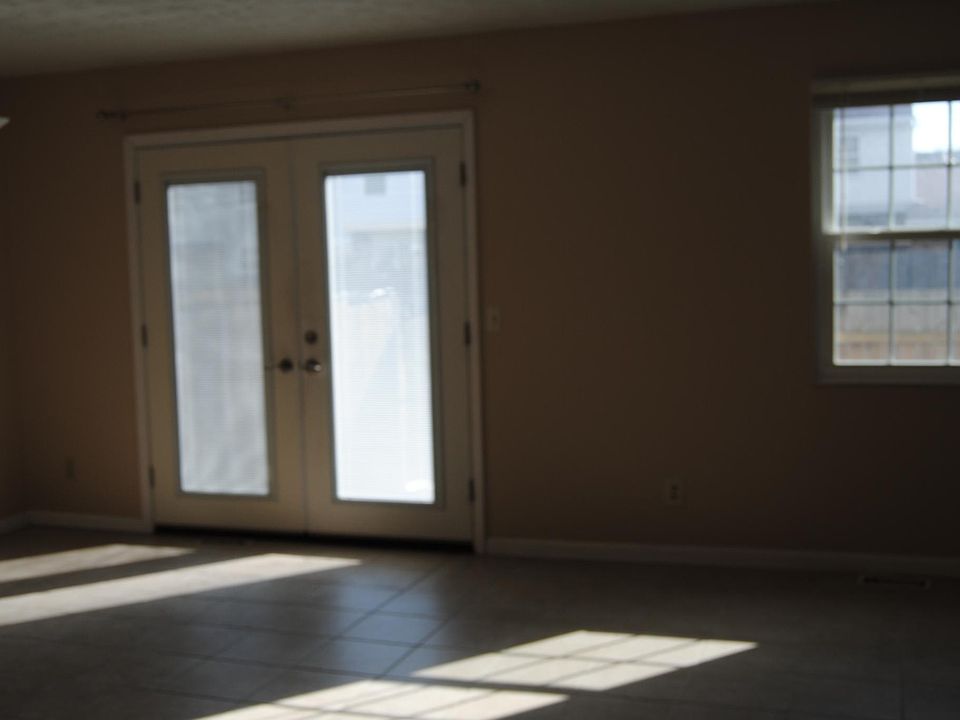 1st image of 7509 Queen Anns Ct