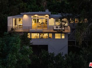 3564 Multiview Dr, Los Angeles, CA 90068